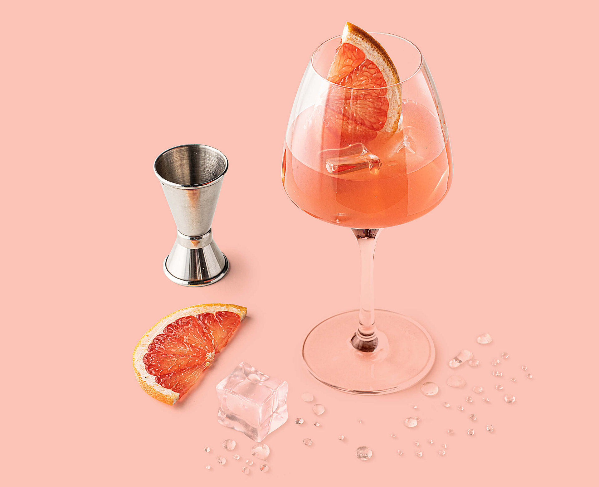 Rosé Pamplemousse Cocktail Et Sirop De Pamplemousse Rose